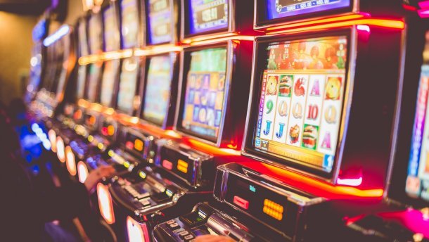 Бесплатные игровые автоматы в казино играть в онлайне игровые автоматы игра шампанское